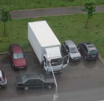 Стоянка грузовых автомобилей в жилой зоне